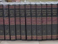 Collier's Encyclopedia (24 Tomes)