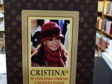 Cristina- De legisladora combativa a presidenta fashion